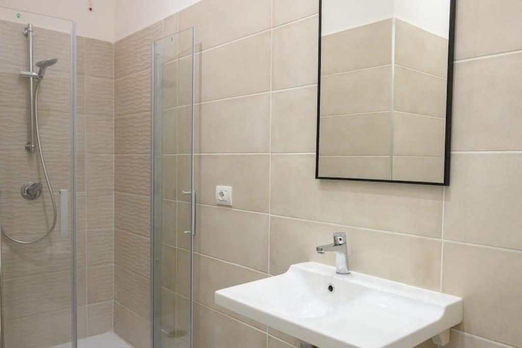 Appartement Laura Sweet Con Piscina *